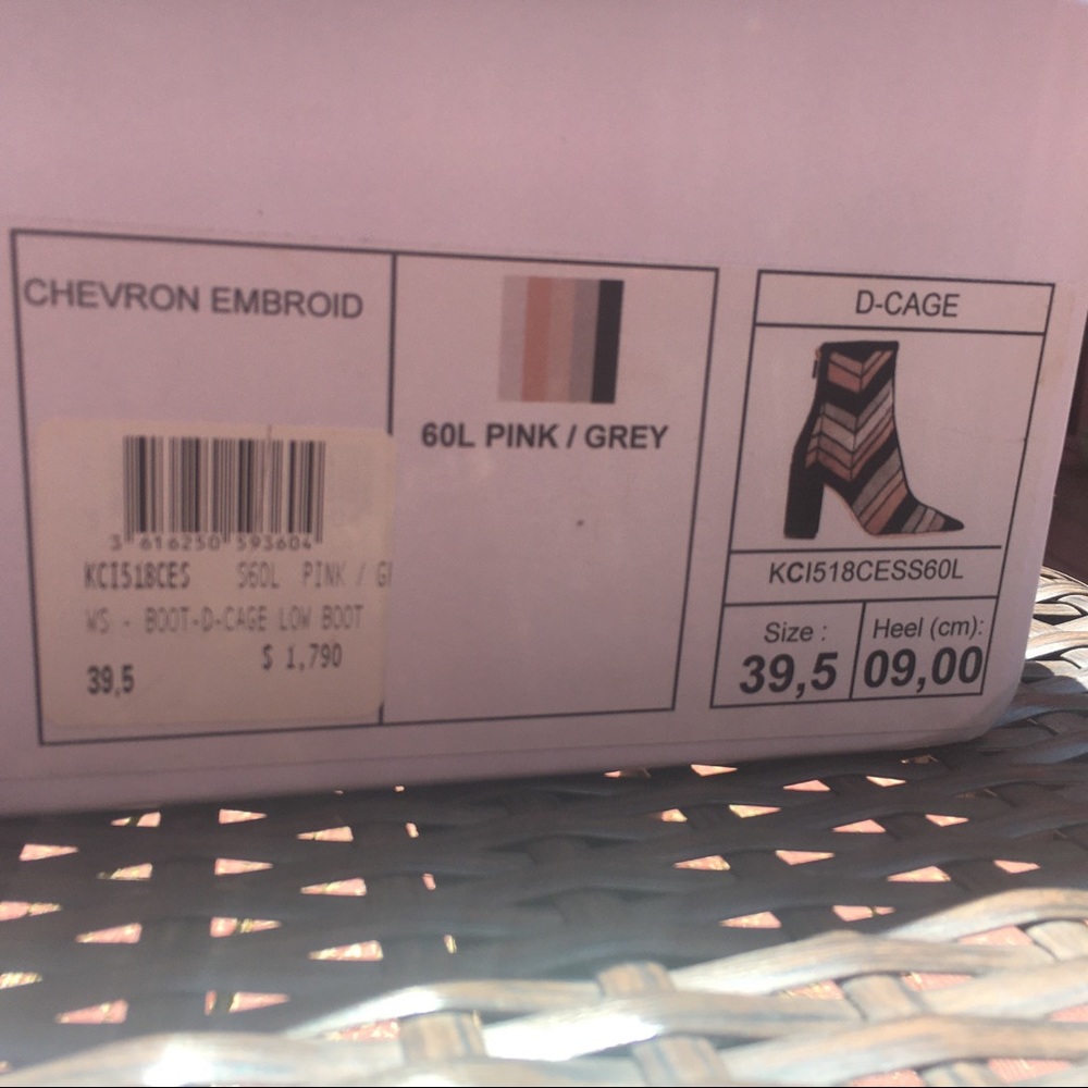 Christian Dior D Cage Bootie - Picture 4 of 6